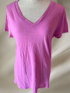 Mossimo Supply Co. V-Neck Short Sleeve Tee - Bright Pink